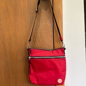 Shorty love red crossbody with top handle